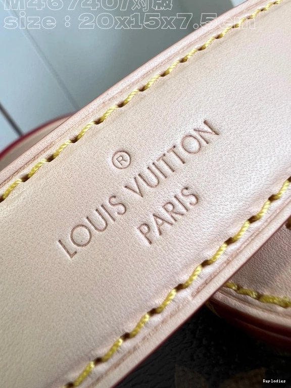 Rep ladies Saumur VUITTON LOUIS BB 0810